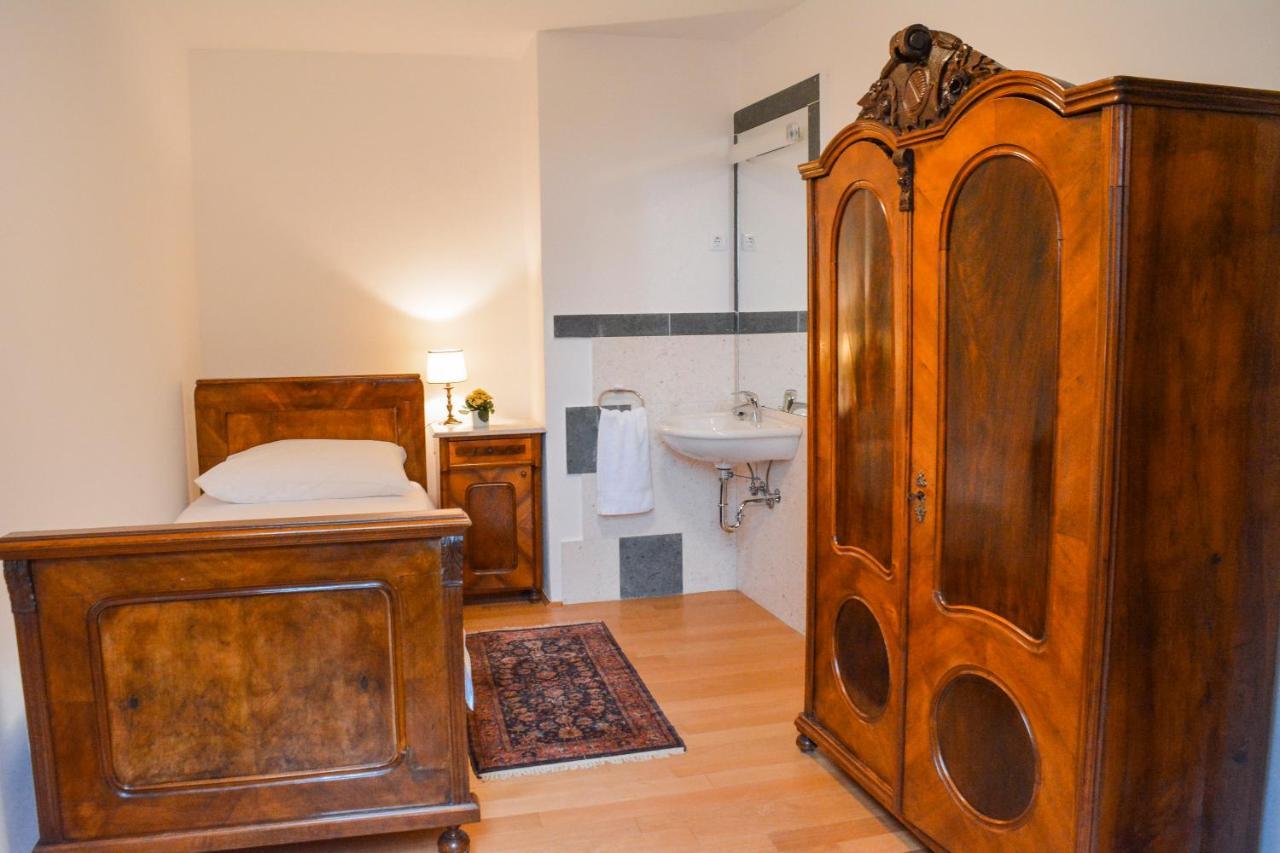 Grad Strmol Villa Cerklje na Gorenjskem Kültér fotó