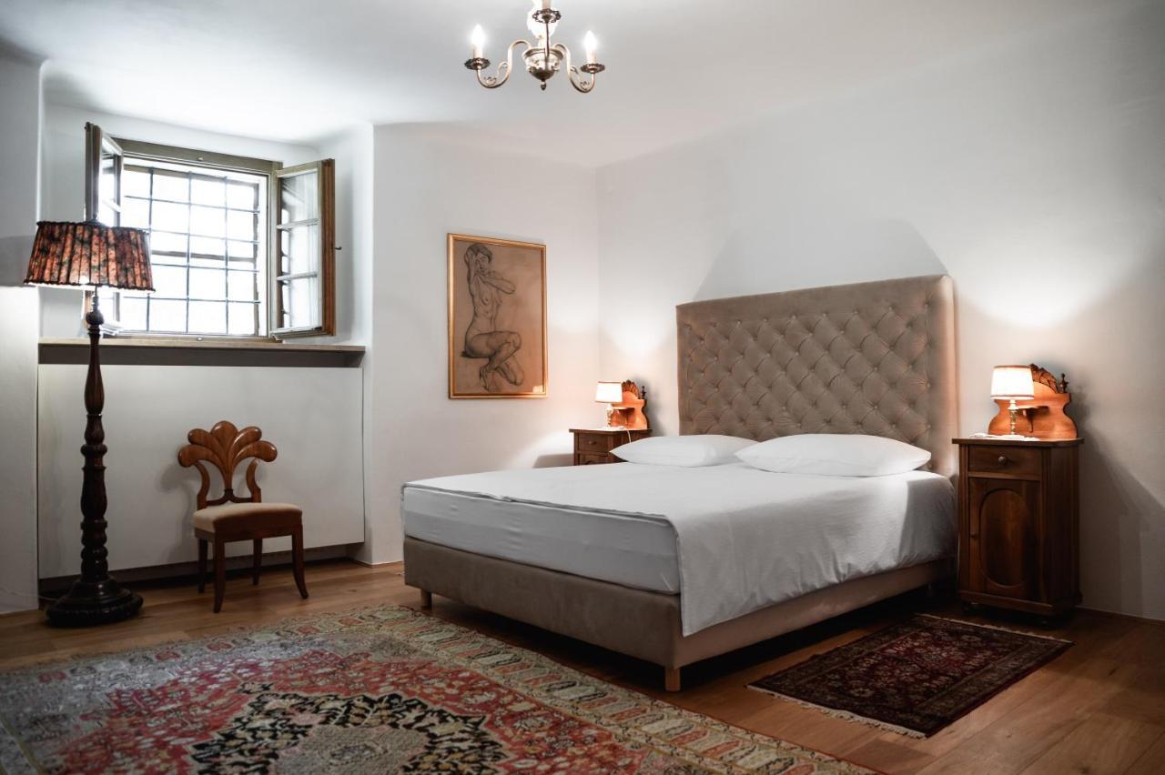 Grad Strmol Villa Cerklje na Gorenjskem Kültér fotó